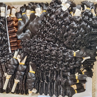 Extensions de cheveux Goldleaf 100% vierges non traitées, cuticules alignées, peuvent être teintes/décolorées, trame double, bouclées birmanes, noir, brun, blond