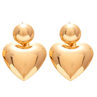 Boucles d'oreilles clous géométriques en alliage plaqué argent pour femmes, style européen et américain, cœur d'amour, style luxe léger exagéré