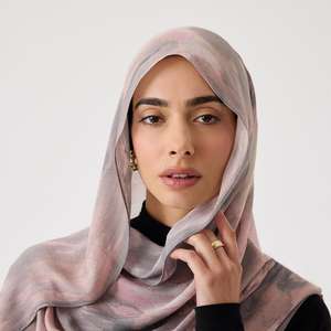 Pañuelo Musulmán Personalizado con Logotipo 2026, Hijab Modal Estampado para Mujer, Transpirable, Elegante y Modesto, para las 4 Estaciones, Venta al Por Mayor - Product Image 1