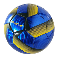Ballon de football gonflable en PVC brillant personnalisé en gros, taille 5, avec logo personnalisé, vessie en caoutchouc confortable pour enfants
