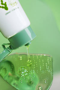 Gel Limpiador Facial Suave de Limpieza Profunda con Aceite Esencial de Pomelo para Todo Tipo de Piel 50ml Gel Limpiador Verde Claro de Uso Diario - Product Image 3