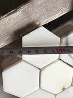 Prix bon marché taille populaire 2 "Calacatta or hexagone carreaux de céramique en marbre pour la mosaïque