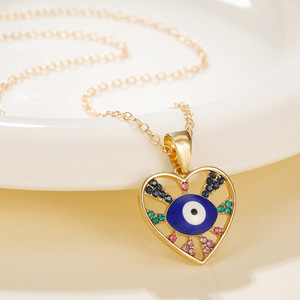 Collar con Colgante de Ojo Turco en Forma de Corazón con Incrustaciones de Circonio, Joyería de Moda para Mujer, Regalo de Aniversario, Cadena en Tono Dorado - Product Image 1