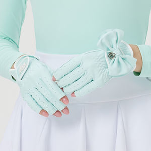 Alta calidad transpirable antideslizante resistente a la abrasión Bowknot decoración sin dedos Golf deportes al aire libre guantes mujeres hechas China - Product Image 4