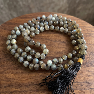 Collier Jap Mala 108 perles faites à la main en agate labradorite naturelle de 8 mm, pierres de cristal, style religieux, pierre de guérison - Product Image 1