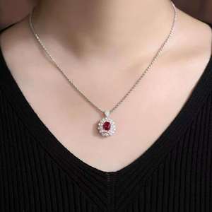 แหวนทับทิมสีเลือดนกพิราบธรรมชาติ 1.27 กะรัต ทองคำแท้ 18K ประดับเพชรแอฟริกาใต้ 48 เม็ด เครื่องประดับอัญมณีระดับพรีเมียม - Product Image 6