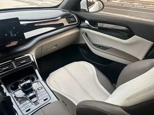 BYD Qin PLUS 2024 Edition Glory Version DM-i 55KM Leading Model 1.5L 110 L4 <span class=keywords><strong>Hybride</strong></span> rechargeable 4 portes 5 places berline d'<span class=keywords><strong>occasion</strong></span> - Product Image 5