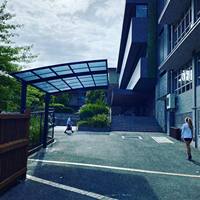 Abri de voiture/garage/abri de stationnement en polycarbonate traité thermiquement de haute qualité avec structure en aluminium