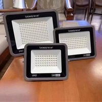 Projecteur haute luminosité projecteur réverbère extérieur 100W 200W 300W 400W 500W Led lumière d'inondation solaire projecteurs solaires