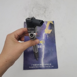อะไหล่รถขุด SK130-8 SK135SR หัวฉีดน้ำมันเชื้อเพลิง 0445120126 เครื่องยนต์ D04FR หัวฉีด 0445120126 - Product Image 4
