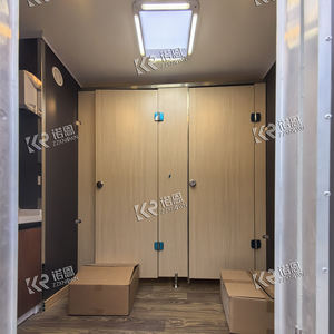 Remorque WC et douche mobile de luxe à 2 postes, portable, avec vestiaire intégré - Product Image 4