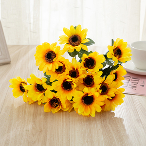 Ramos de Girasoles Artificiales para el Día de San Valentín, Bodas, Decoración del Hogar, Fotografía, Hoteles y Proyectos de Venta al por Mayor Transfronterizos - Product Image 3