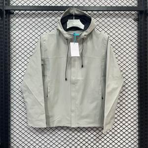 Veste de Pluie Imperméable Imprimée Respirante à Capuche 3L de Haute Qualité, Vente en Gros Direct Usine pour Hommes et Femmes, Idéale pour la Randonnée et les Activités de Plein Air - Product Image 3