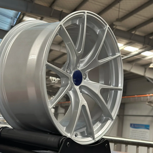 Jantes forgées sur mesure CD-543, finition argentée usinée, monobloc, en <span class=keywords><strong>alliage</strong></span>, 18 à 21 pouces, acceptant logo et couleur personnalisés pour voitures particulières - Product Image 1