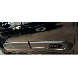 Moldura Lateral Deportiva ABS Negra Zimin para Travo 2026 - Product Image 3