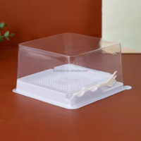 Großhandel Einzel-Kuchen-Plastikbox mit Gabel PET Transparente Quadratische Kuchen-Dessert-Verpackungsbehälter für Bäckereien
