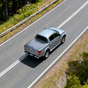 Cubierta de Caja de Camioneta Enrollable de Aluminio con Cierre Impermeable <span class=keywords><strong>4x4</strong></span>, Compatible con Navara NP300 y <span class=keywords><strong>Mitsubishi</strong></span> <span class=keywords><strong>L200</strong></span> - Product Image 2