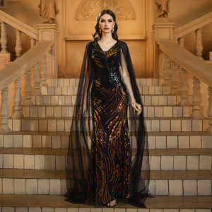 Mantella manica sirena <span class=keywords><strong>nero</strong></span> <span class=keywords><strong>paillettes</strong></span> lunghi eleganti abiti da sera di lusso per le donne - Product Image 1