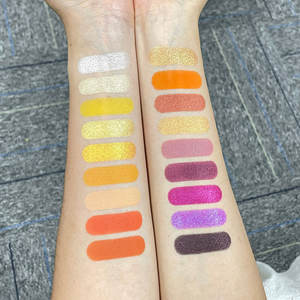Paleta de Sombras de Ojos en Polvo Químico de Alta Pigmentación de Cuatro Tonos, 18 Colores, Acabados Brillantes/Satinados/Con Purpurina/Mate/Final/Metálicos Personalizados - Product Image 5