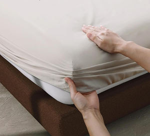 Sábana ajustable Sábana impermeable Funda <span class=keywords><strong>protectora</strong></span> suave de color sólido para hotel Funda de cama Colchón - Product Image 5