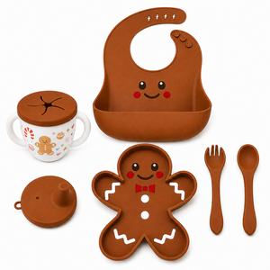 Ensemble <span class=keywords><strong>de</strong></span> <span class=keywords><strong>vaisselle</strong></span> en silicone sans BPA pour tout-petits avec motif adorable <span class=keywords><strong>de</strong></span> bonhomme en pain d'épices - Assiette et tasse à ventouse pour les fêtes <span class=keywords><strong>de</strong></span> <span class=keywords><strong>Noël</strong></span> - Vente en gros - Product Image 2