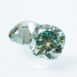 ทองคำเปลวขายส่งคุณภาพสูง มอยส์ซาไนต์ทรงคุชชั่นสีเขียว เม็ดหลวม ได้รับการรับรองจาก GRA พลอยเกรด DEF VVS1 มอยส์ซาไนต์เพชร - Product Image 2