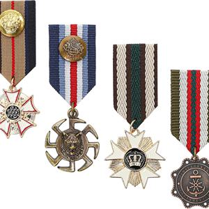 Badge géométrique vintage en métal, médaille personnalisée, épingles de revers avec rubans, artisanat métallique pour manteau, veste, vêtements - Product Image 1