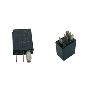 Relé Intermitente para Auto GoMoCo 12V 5P 6G9T-14B192-BA, Contactos Plateados, Cuerpo de Plástico, para Reemplazo y Reparación - Product Image 3