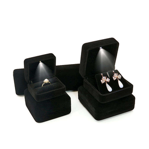 Luxury Velvet Jewelry Box with Light <b>Ring</b> Necklace <b>Storage</b> Case Rectangle Lid Closure Plain Style - Product Image 5