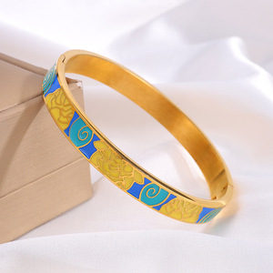 Bracciale smaltato in acciaio al titanio verniciato oro 18K moda signore in acciaio inox personalità braccialetto all'ingrosso - Product Image 6
