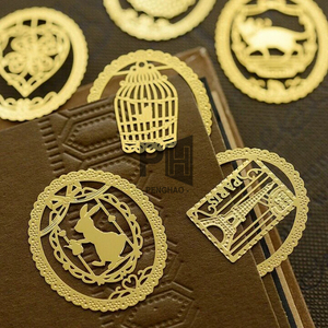 Creativo Animal Mini Hallow-out Metal colgante marcapáginas Ins estilo <span class=keywords><strong>libro</strong></span> accesorios decoración regalo paquete premios papelería OEM - Product Image 2