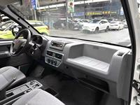 Minibús Eléctrico Wuling Yangguang de 6 Plazas, 300 km de Autonomía, para Uso Comercial, Amplio Espacio, Volante a la Derecha