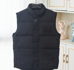 Vente en gros de gilets d'hiver unisexes de haute qualité, fabriqués au Canada, pour la rétention de la chaleur, gilets en duvet pour hommes, vêtements d'hiver pour hommes - Product Image 5