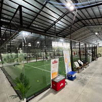 Terrain de padel panoramique complet QJIN avec conception à faible entretien |   Installation de terrain de padel professionnel sans poteaux pour tournois