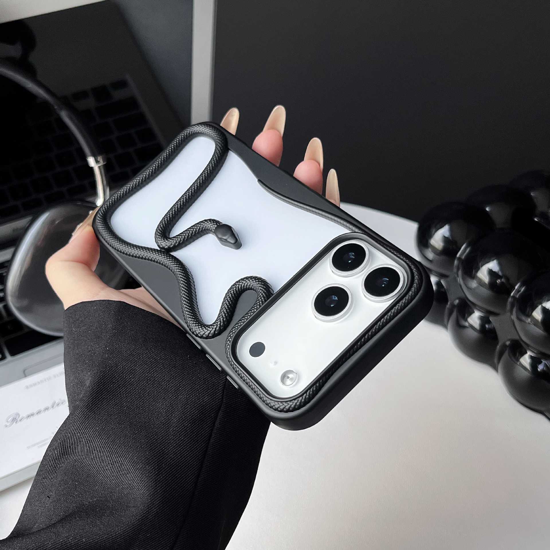 สีดำด้าน