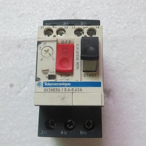 Interruptor de Motor Schneider Telemecanique GV2ME04 3P 0.4-0.63A, Interruptor Automático de Caja Moldeada - Product Image 1