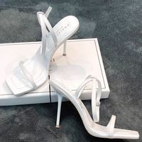Sandales tendance esthétiques pour femmes à talon haut et bride unique, effet allongeant les jambes, de créateur de niche, modèle viral, chaussures de soirée mode été 2024