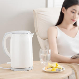 Hervidor Eléctrico Midea de 1.7L con Apagado Automático y Protección Contra Ebullición en Seco para Uso Doméstico y de Oficina - Product Image 3