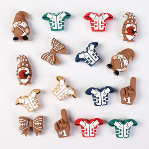 Perles en vrac en PVC et silicone 3D en forme de maillot de hockey pour la fabrication de bracelets, stylos et bijoux DIY - Product Image 3