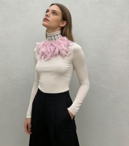 Boa/Écharpe en plumes de dinde naturelles de qualité supérieure, élégant accessoire de col faux pour les costumes d'Halloween, les bals masqués et les fêtes à thème - Product Image 4