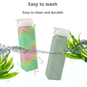 <span class=keywords><strong>Gobelet</strong></span> pliable en silicone moderne et portable de 620 ml avec paille et bouchon, personnalisable avec logo, pour sports de plein air, voyage, micro-ondes - Product Image 3