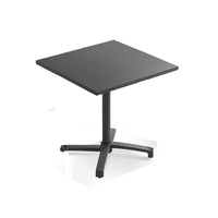 Ensemble de mobilier de restaurant commercial moderne pour café, terrasse extérieure - Tables carrées, chaises en aluminium et cordes, bar à domicile