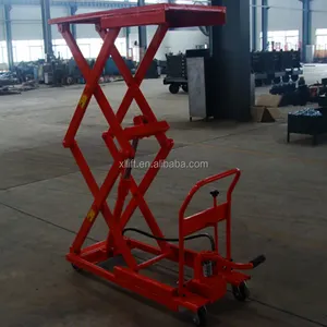 Entrepôt personnalisé 1,5 tonne table mobile pliante pompe à pied hydraulique manuelle chariot à plate-forme élévatrice à ciseaux