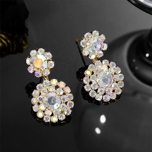 Pendientes Elegantes de Mujer con Cristales de Imitación AB, Joyería de Acero Inoxidable de Alta Gama, Estilo Religioso, Diseño Geométrico Simple y Versátil - Product Image 5