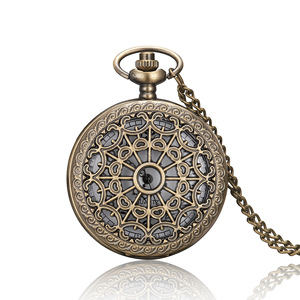 <span class=keywords><strong>Montre</strong></span> de poche vintage à quartz avec fleur creuse et cadran à chiffres romains arabes, chaîne pour hommes et femmes, cadeaux d'anniversaire - Product Image 1