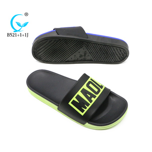 Sandalias de diseñador, zapatos deslizantes personalizados para hombre, zapatillas estampadas personalizadas, calzado deslizante - Product Image 4