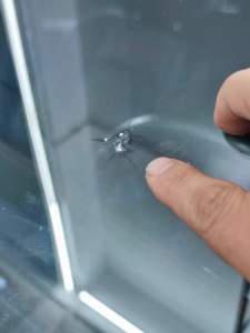Kits de Reparación de Parabrisas al por Mayor con Fluido UV de 10 ml, Herramientas para Restaurar Grietas y Desportilladuras en Ventanas de Automóviles - Product Image 4