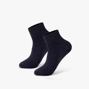 Chaussettes de sport en <span class=keywords><strong>laine</strong></span> pour hommes et femmes, prix d'usine, mode, personnalisées, antibactériennes, chaussettes de course à pied, chaussettes de cheville - Product Image 2