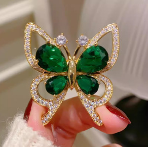 Broche de aleación con mariposa verde estilo <span class=keywords><strong>abuela</strong></span>, corsage vintage europeo-americano, estilo colombiano, versátil para trajes, bodas y fiestas - Product Image 1