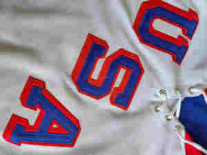 Mejor Calidad, Cosido, Personalizable, Equipo de EE. UU. 2026 # 37 Connor Hellebuyck # 21 Dylan Larkin # Camiseta de hockey sobre hielo 72 Thompson - Product Image 3